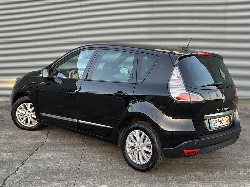 Usado Renault Scénic III 110 HP (80 kW) 2013 Sedan