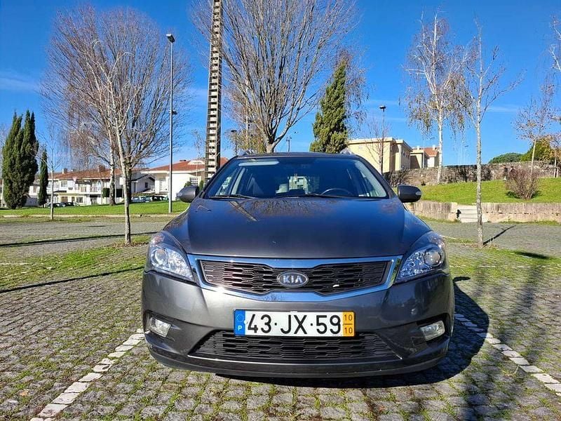 Usado Kia Ceed Sportswagon EX 115 HP (84 kW) 2010 Carrinha
