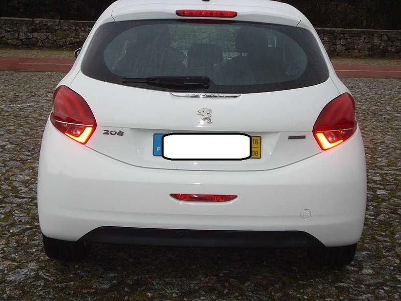 Usado Peugeot 208 Access 75 HP (55 kW) 2016 Branco Citadino