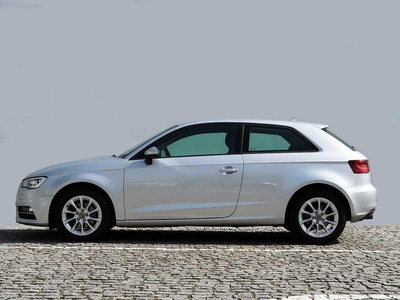 Usado Audi A3 105 HP (77 kW) 2014