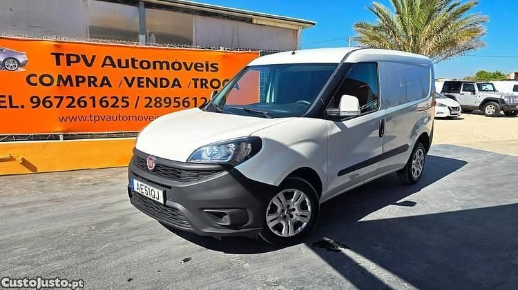 Branco Usado 2020 Fiat Doblò Easy Monovolume | € 11.950 (Preço justo) - Imagem 1/1