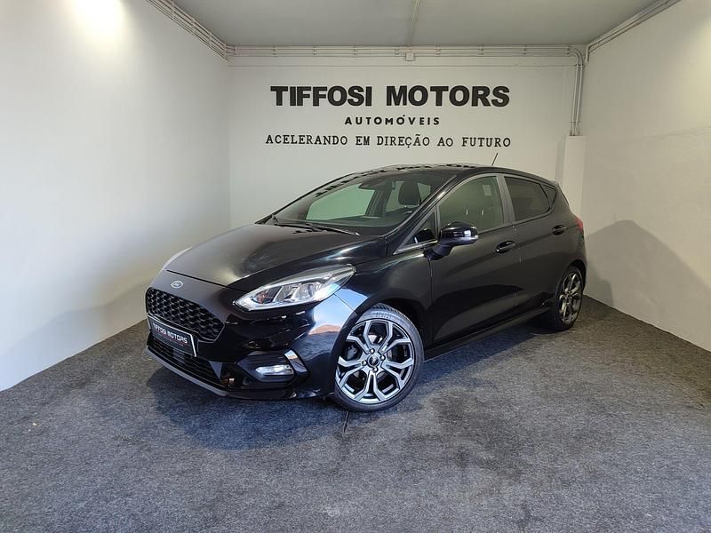 Usado Ford Fiesta ST-Line 95 HP (69 kW) 2020 Preto Citadino