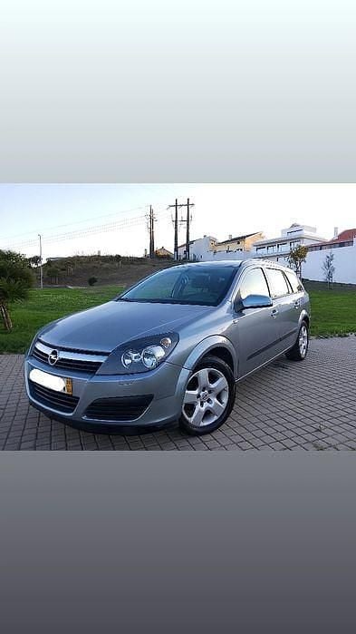 Usado 2006 Opel Astra Sedan | € 2.600 (Preço justo) - Imagem 1/4