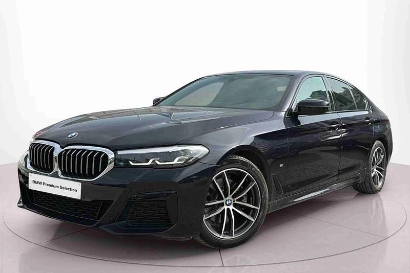 Usado BMW 520 Comfort Edition 190 HP (139 kW) 2022 Preto Sedan