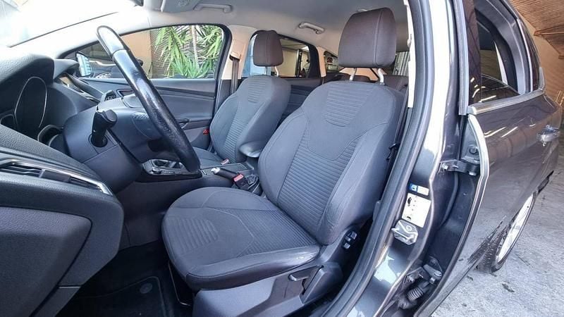 Usado Ford Focus Titanium 120 HP (88 kW) 2018 Cinza