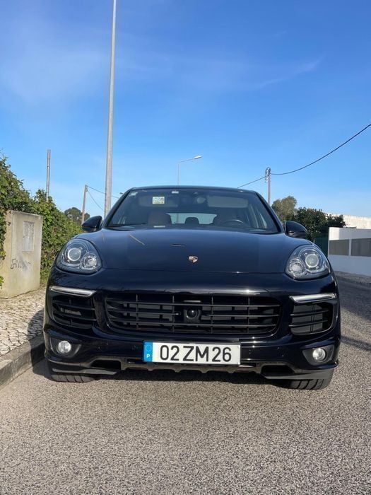 Usado 2015 Porsche Cayenne SUV | € 29.500 - Imagem 1/4