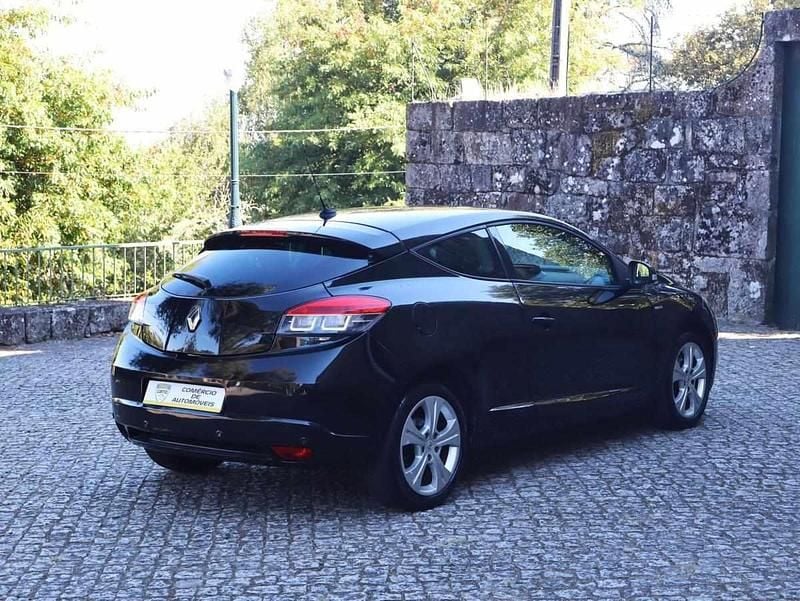 Usado Renault Mégane III 130 HP (95 kW) 2012 Preto Coupé