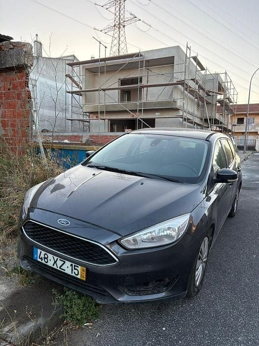 Usado 2018 Ford Focus Sedan | € 4.990 (Bom preço) - Imagem 1/4