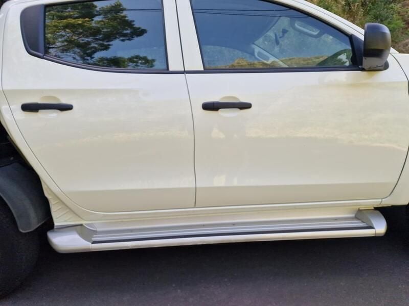 Usado Mitsubishi L200 154 HP (113 kW) 2019 Branco Pickup