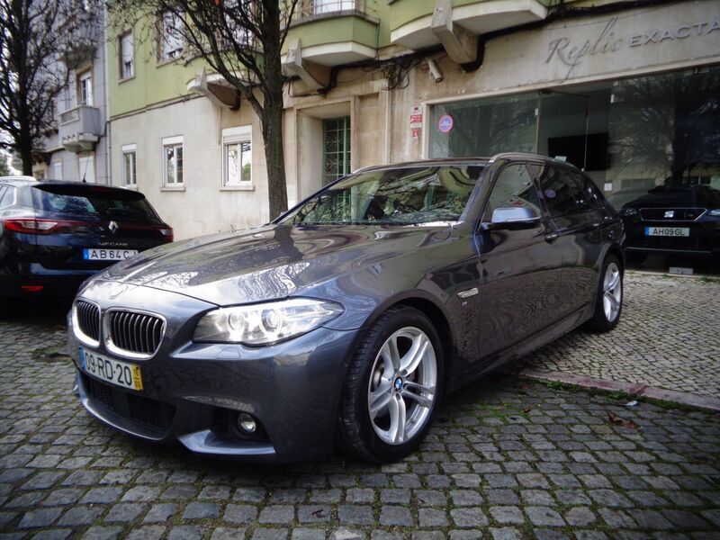 Cinza Usado 2016 BMW 520 Carrinha | € 22.850 (Preço elevado) - Imagem 1/4