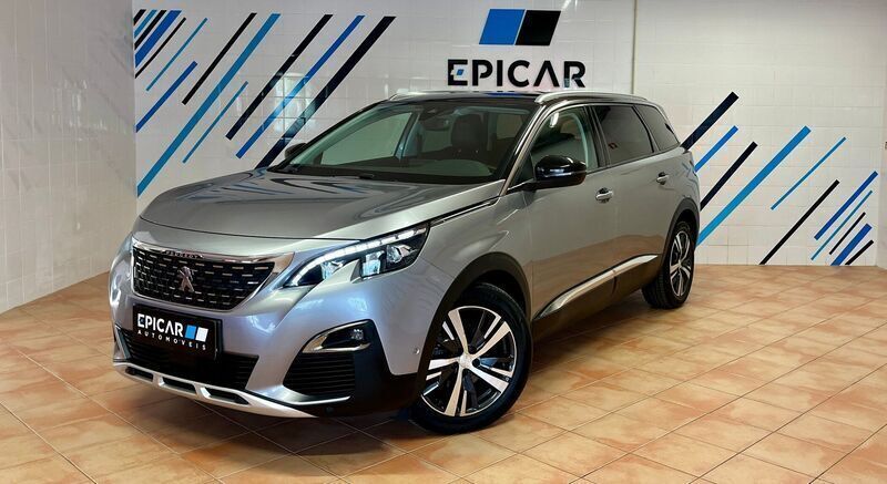 Cinza Usado 2018 Peugeot 5008 Allure Monovolume | € 19.900 (Caro) - Imagem 1/4