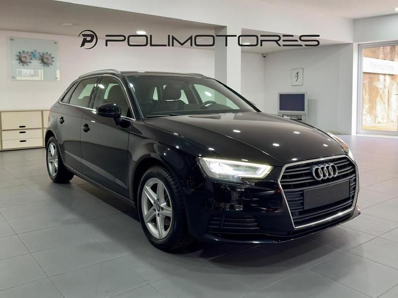 Preto Usado 2020 Audi A3 Sport Sedan | € 23.000 (Preço justo) - Imagem 1/4