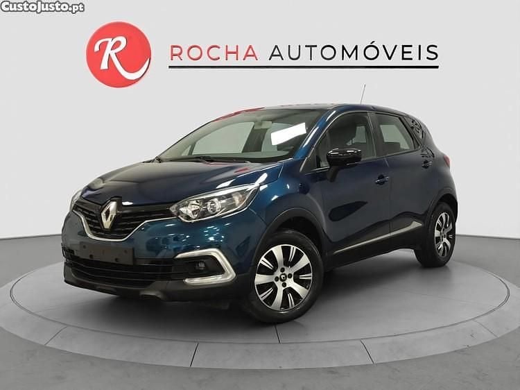Usado Renault Captur Intens 90 HP (66 kW) 2018 Azul SUV