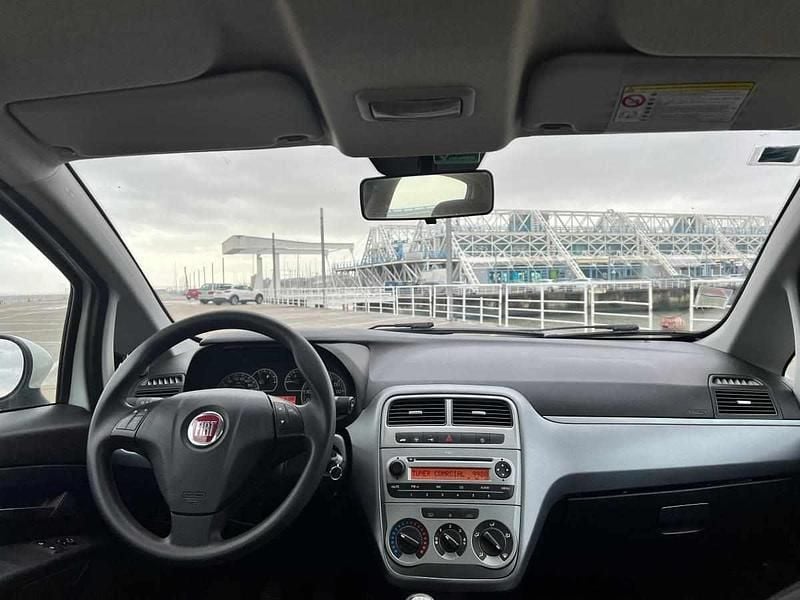 Usado Fiat Punto 75 HP (55 kW) 2010 Branco Citadino