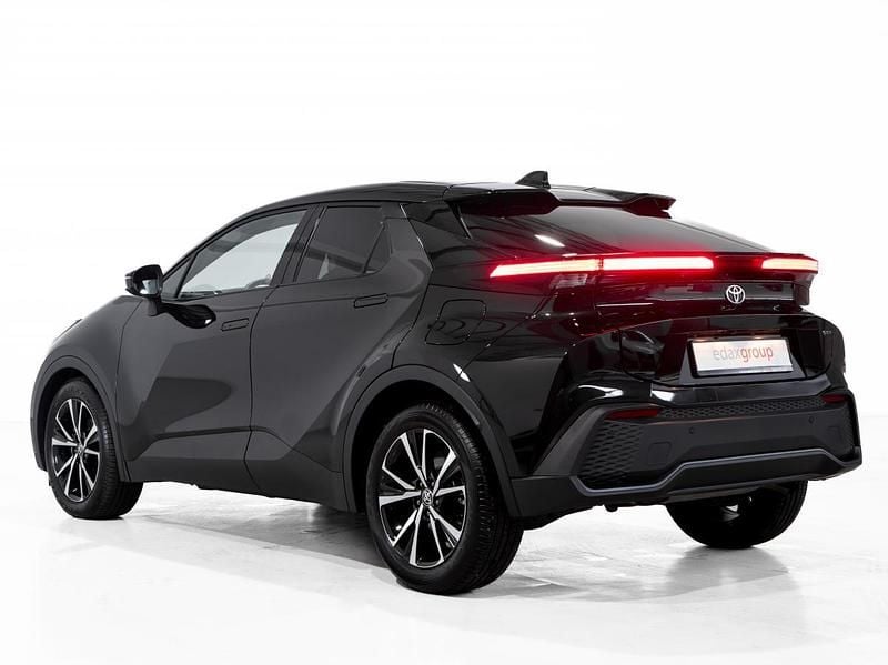 Usado Toyota C-HR 122 HP (89 kW) 2025 Preto SUV