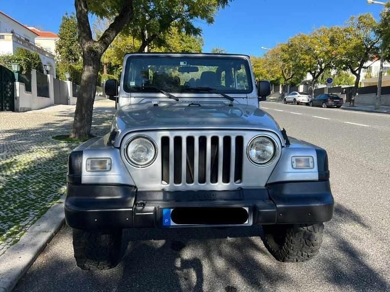 Usado Jeep Wrangler 143 HP (105 kW) 2003 Cinzento SUV