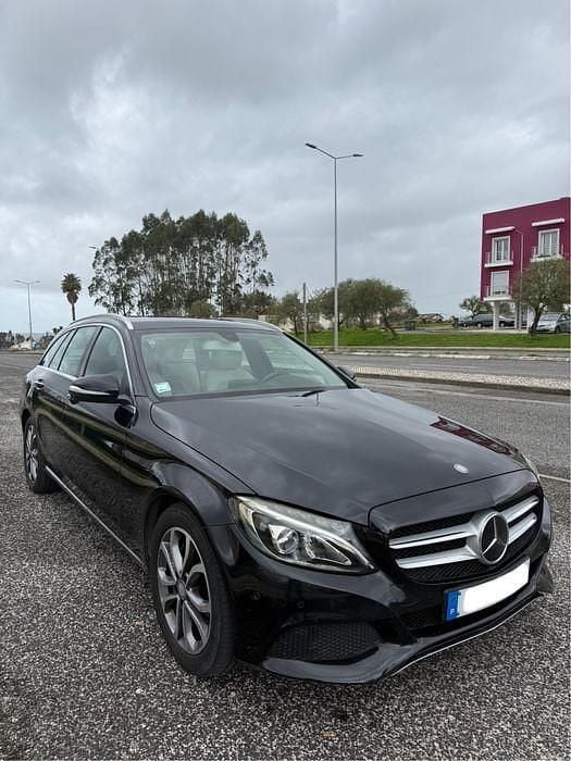Usado Mercedes C250 Avantgarde 204 HP (150 kW) 2015 Sedan