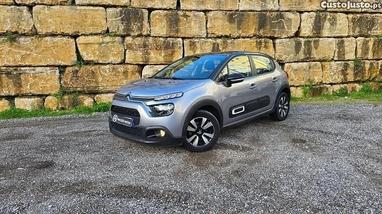 Cinza Usado 2021 Citroën C3 PureTech Citadino | € 12.900 (Preço justo) - Imagem 1/1