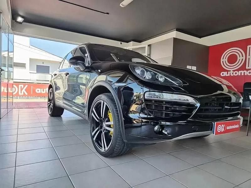 Preto Usado 2012 Porsche Cayenne Platinum Edition SUV | € 24.990 (Super Preço) - Imagem 1/4