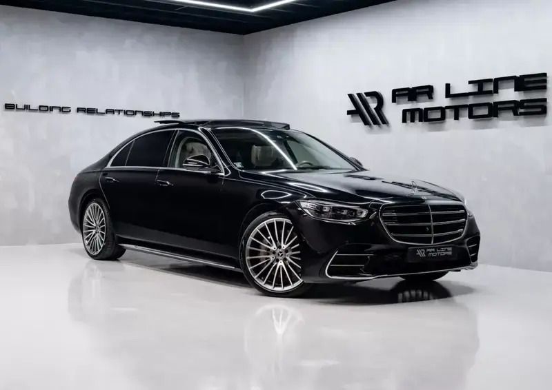 Preto Usado 2021 Mercedes S400 Sedan | € 95.950 (Preço justo) - Imagem 1/4