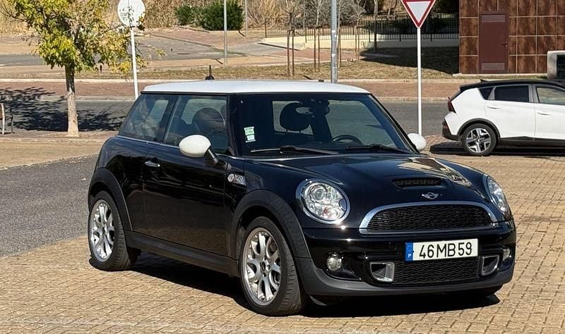 Usado 2011 Mini Cooper S Citadino | € 11.250 (Bom preço) - Imagem 1/4