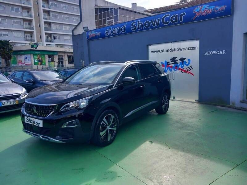 Preto Usado 2020 Peugeot 5008 Allure Monovolume | € 19.990 (Bom preço) - Imagem 1/4
