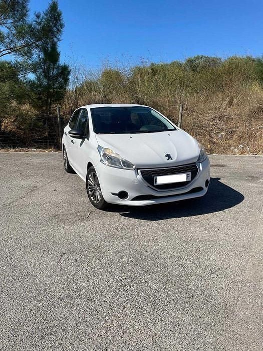 Usado 2014 Peugeot 208 Citadino | € 6.000 (Bom preço) - Imagem 1/4