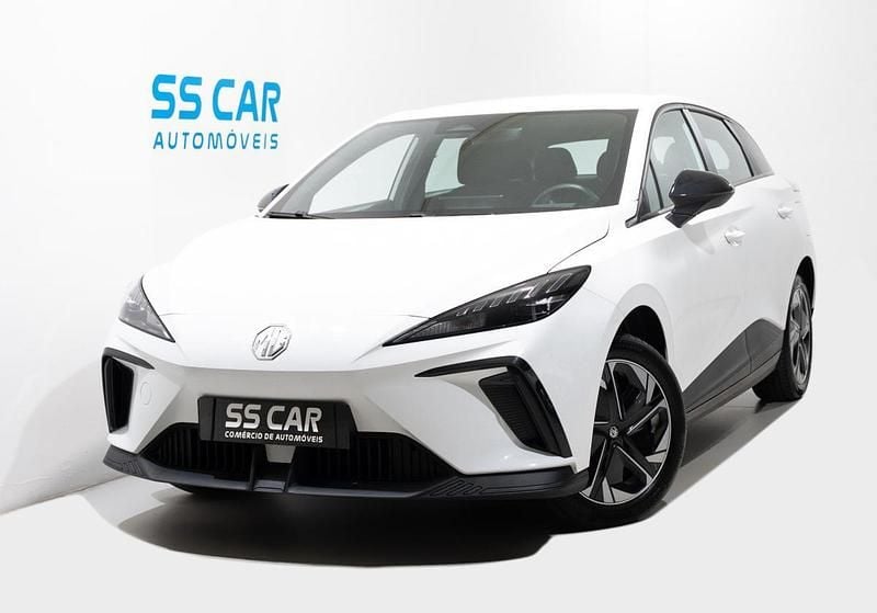 Branco Usado 2023 MG MG4 EV Citadino | € 18.890 (Bom preço) - Imagem 1/4