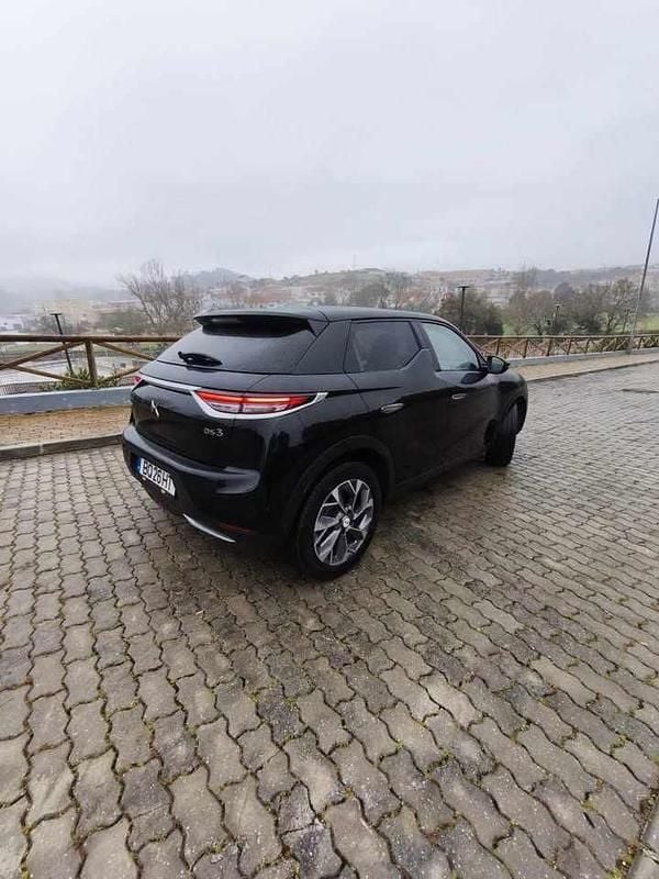 Usado DS Automobiles DS3 Crossback 100 kW (136 HP) 2020 Preto SUV