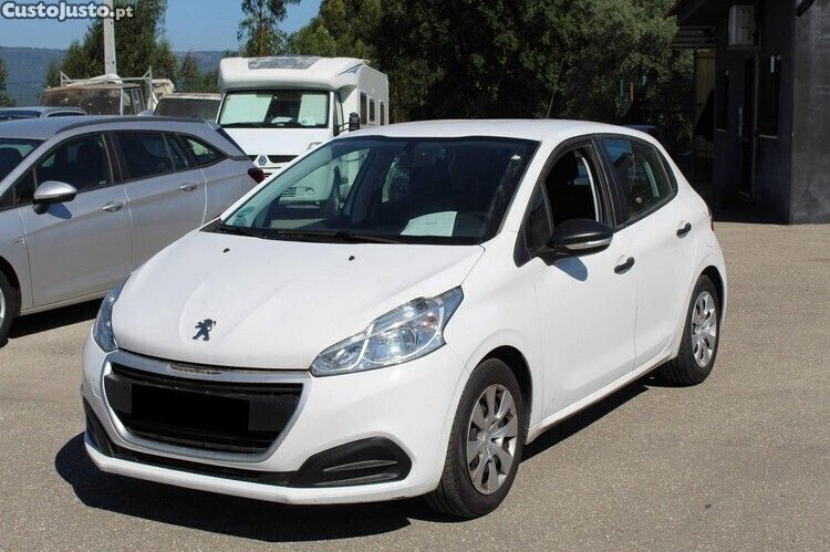 Branco Usado 2018 Peugeot 208 Access Citadino | € 9.800 (Preço justo) - Imagem 1/1