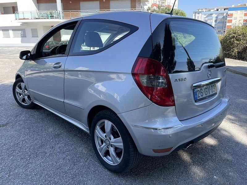 Usado Mercedes A160 90 HP (66 kW) 2008 Coupé