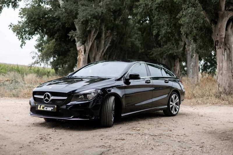 Preto Usado 2017 Mercedes CLA200 Carrinha | € 26.850 (Preço justo) - Imagem 1/4