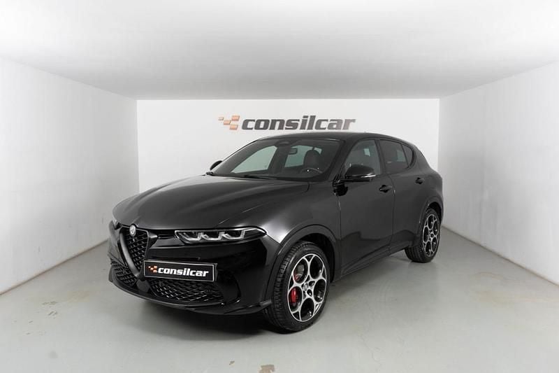 Preto Usado 2023 Alfa Romeo Tonale Veloce SUV | € 33.980 (Preço justo) - Imagem 1/4