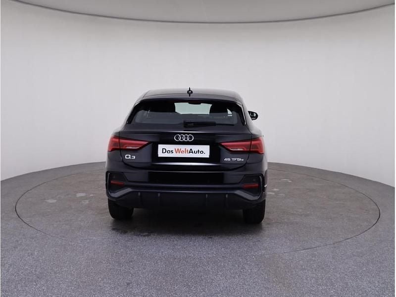 Usado Audi Q3 Sportback 245 HP (180 kW) 2022 Preto metalizado SUV