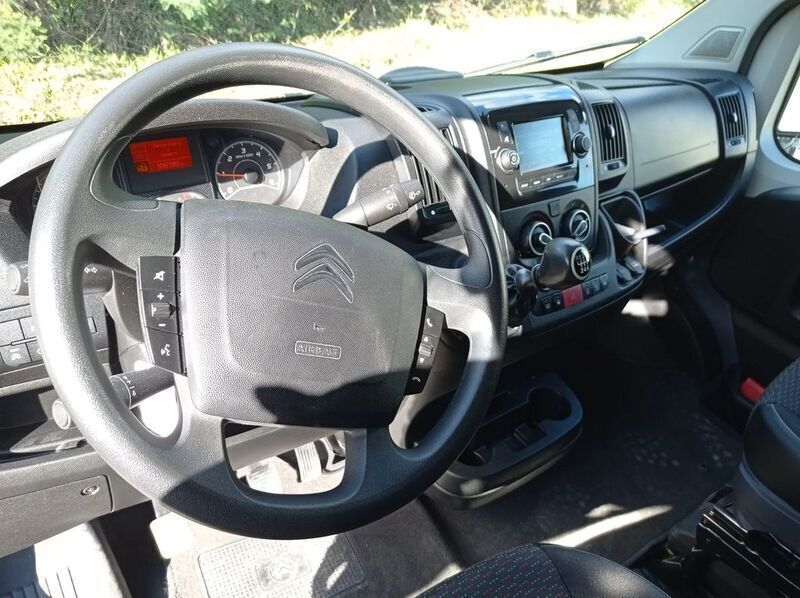 Usado Citroën Jumper 130 HP (95 kW) 2021 Cinza Monovolume