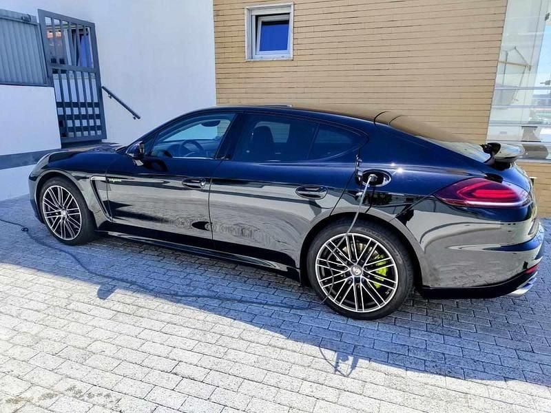 Usado Porsche Panamera 416 HP (305 kW) 2014 Preto Citadino
