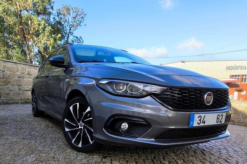 Usado 2018 Fiat Tipo Lounge Carrinha | € 14.800 (Preço elevado) - Imagem 1/4