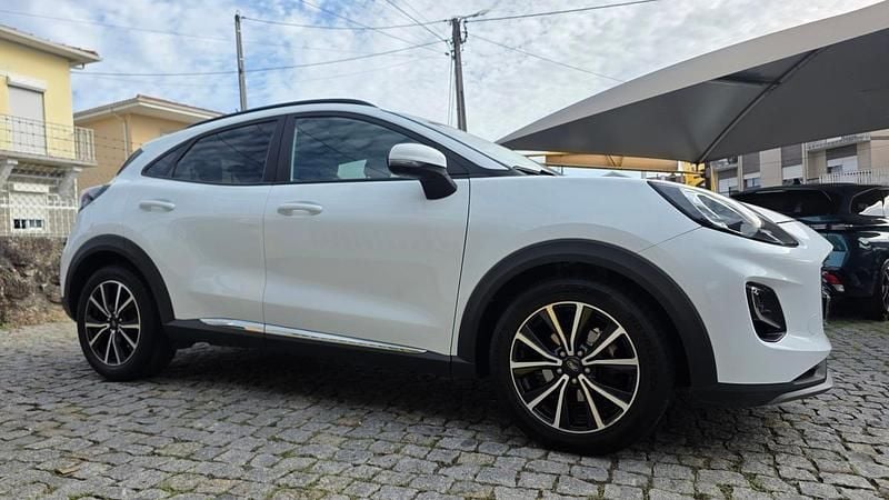 Usado Ford Puma Titanium X 125 HP (91 kW) 2021 Branco SUV