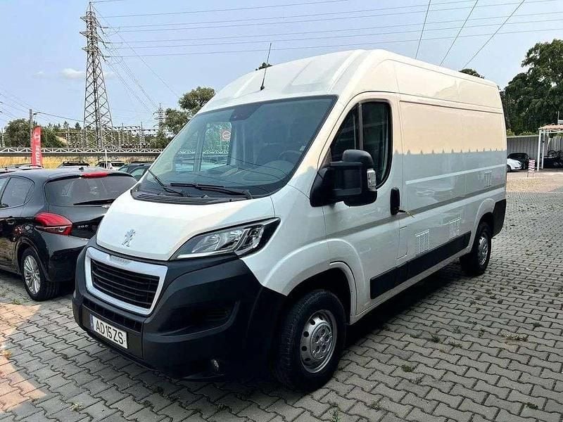Branco Usado 2020 Peugeot Boxer Van | € 18.749 (Preço justo) - Imagem 1/4