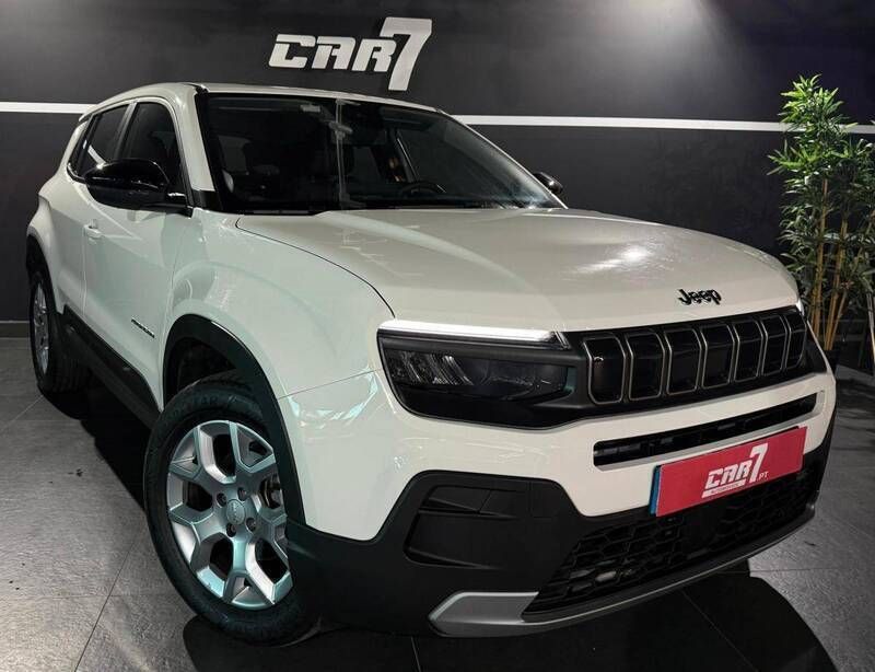 Branco Usado 2024 Jeep Avenger Summit SUV | € 23.500 (Preço justo) - Imagem 1/4