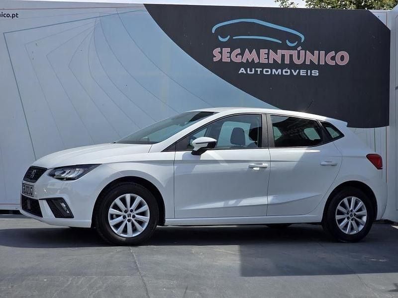 Usado Seat Ibiza Style 95 HP (69 kW) 2024 Branco