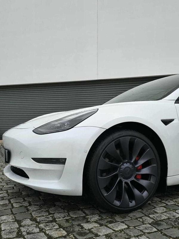 Usado Tesla Model 3 377 kW (513 HP) 2021 Branco Sedan
