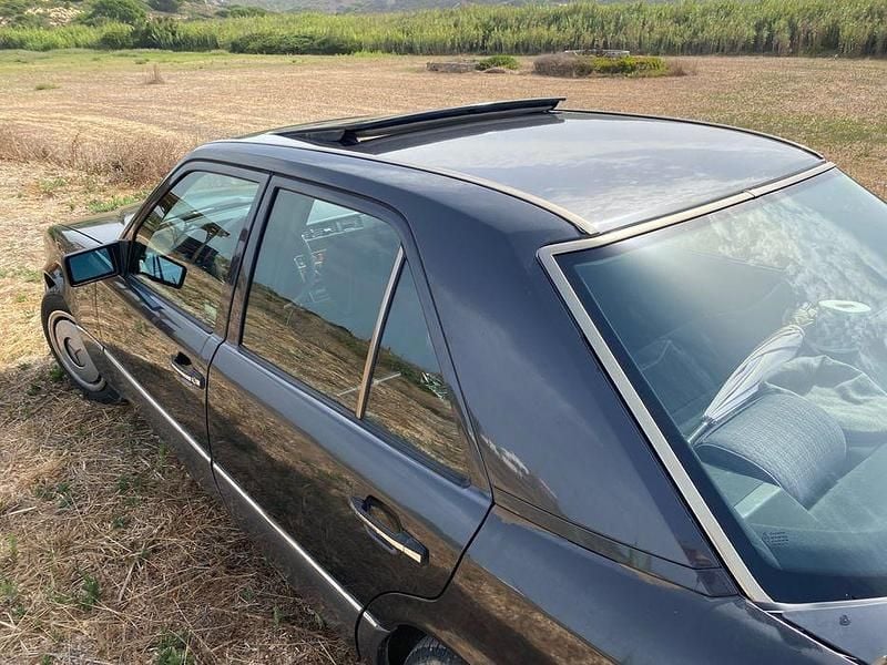 Usado Mercedes E250 1993 Sedan