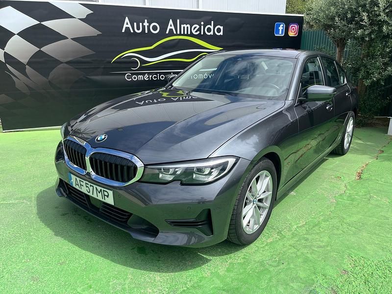Cinza Usado 2021 BMW 320 Sedan | € 27.500 (Super Preço) - Imagem 1/4
