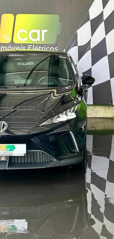 Usado MG MG4 EV 150 kW (204 HP) 2024 Preto Citadino