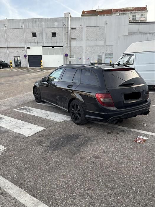 Usado 2012 Mercedes C250 Sedan | € 9.500 (Preço justo) - Imagem 1/4
