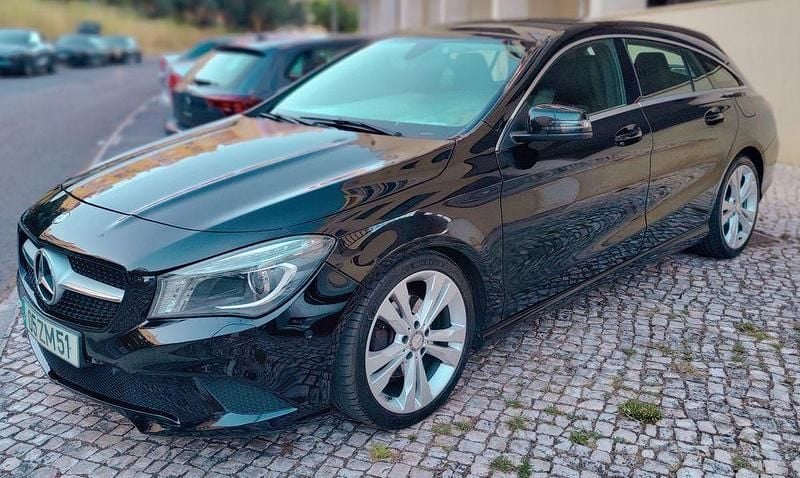 Usado 2015 Mercedes CLA180 Sedan | € 14.150 (Super Preço) - Imagem 1/4