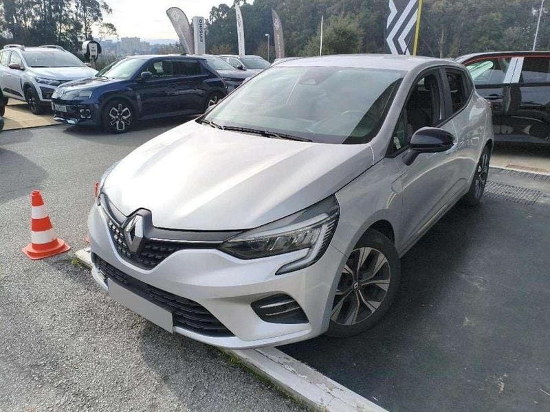 Cinza Usado 2023 Renault Clio V Evolution | € 16.000 (Bom preço) - Imagem 1/4