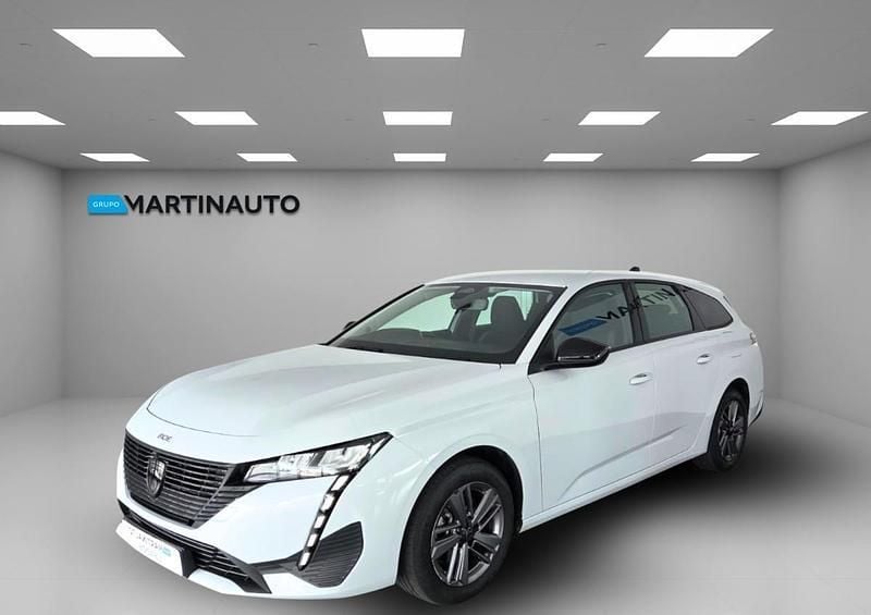 Branco Usado 2024 Peugeot 308 Active Carrinha | € 21.990 (Super Preço) - Imagem 1/4