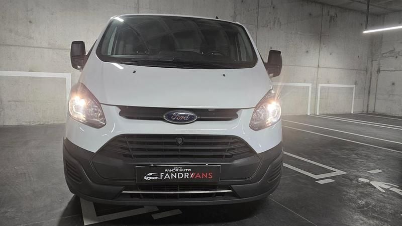 Usado Ford Transit Custom Ambiente 105 HP (77 kW) 2018 Branco